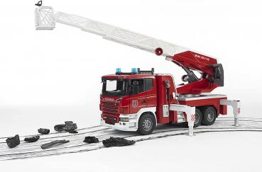 Bruder Feuerwehr Scania